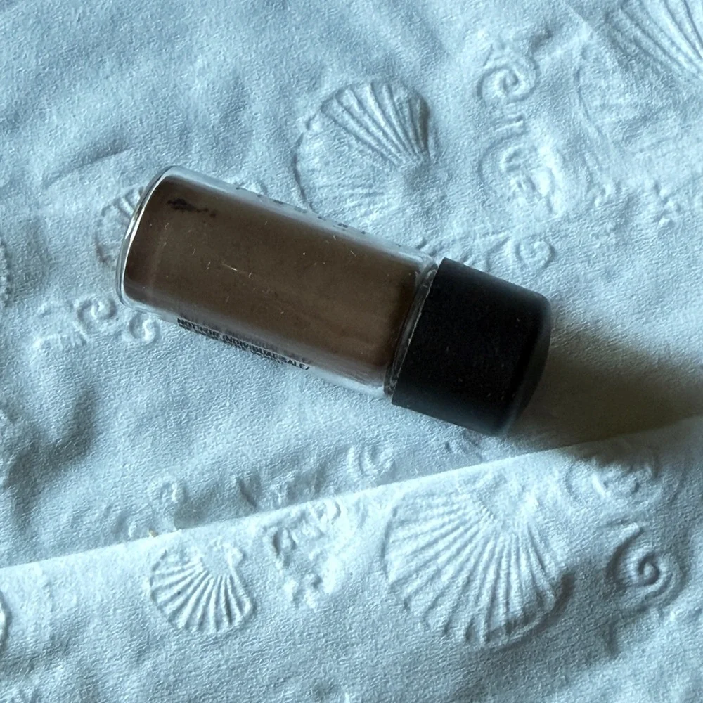 MAC Cosmetics achieve subtle